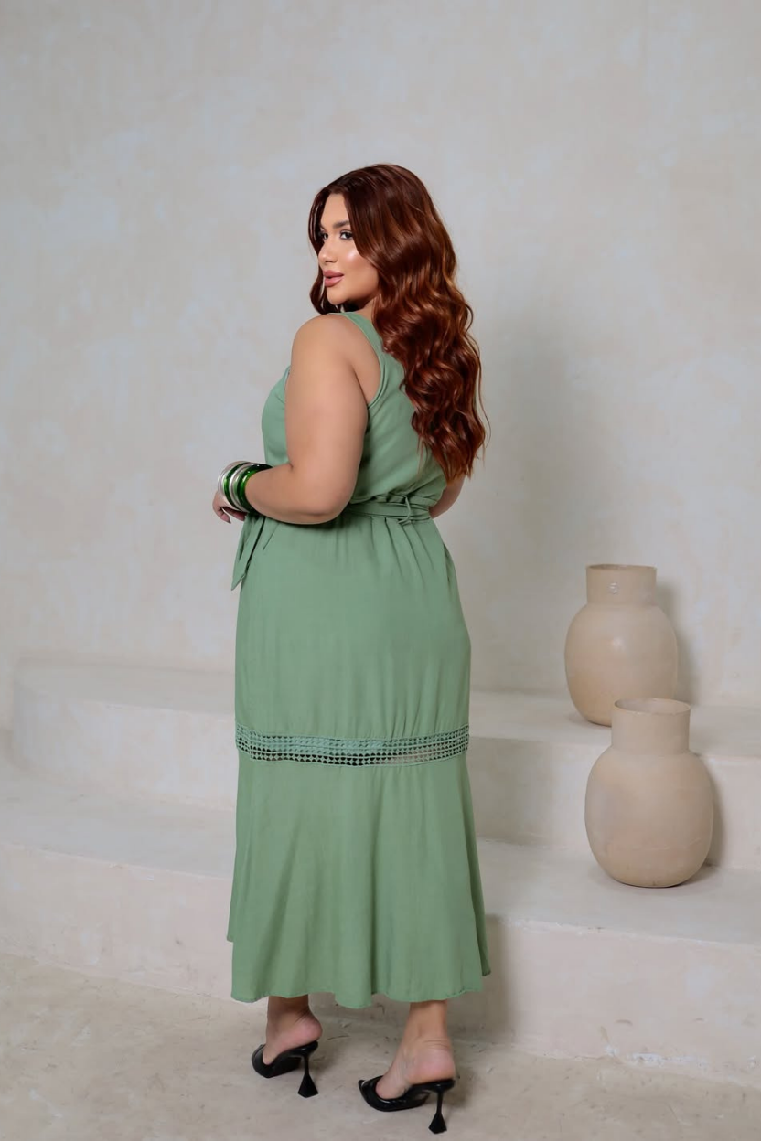 Vestido Midi com Faixa Verde Sage