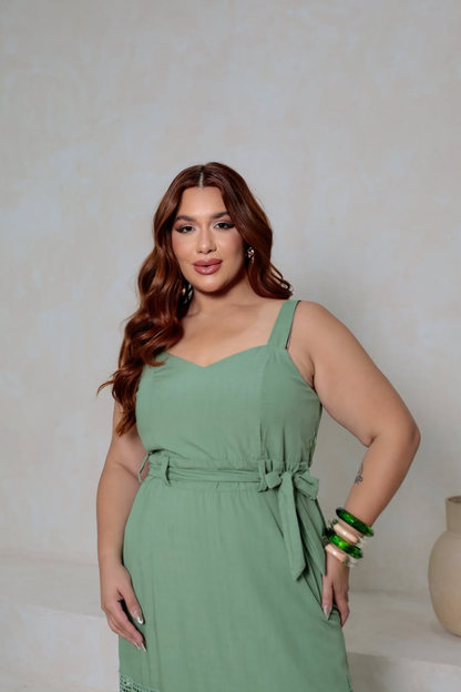 Vestido Midi com Faixa Verde Sage