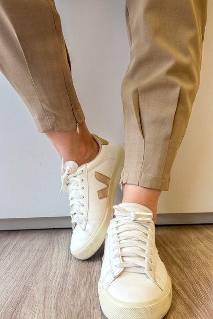 Calça Cenoura em Alfaiataria Slim