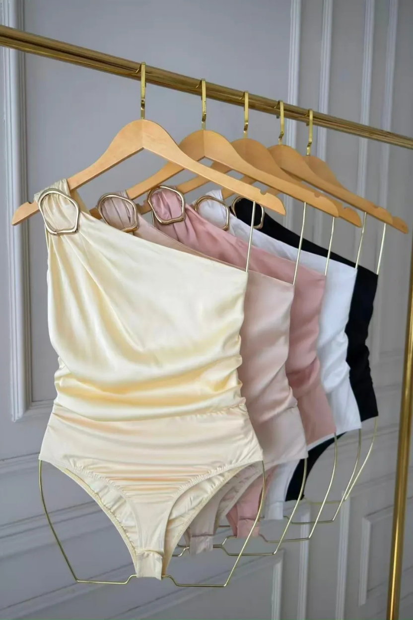 Body Cetim One Shoulder