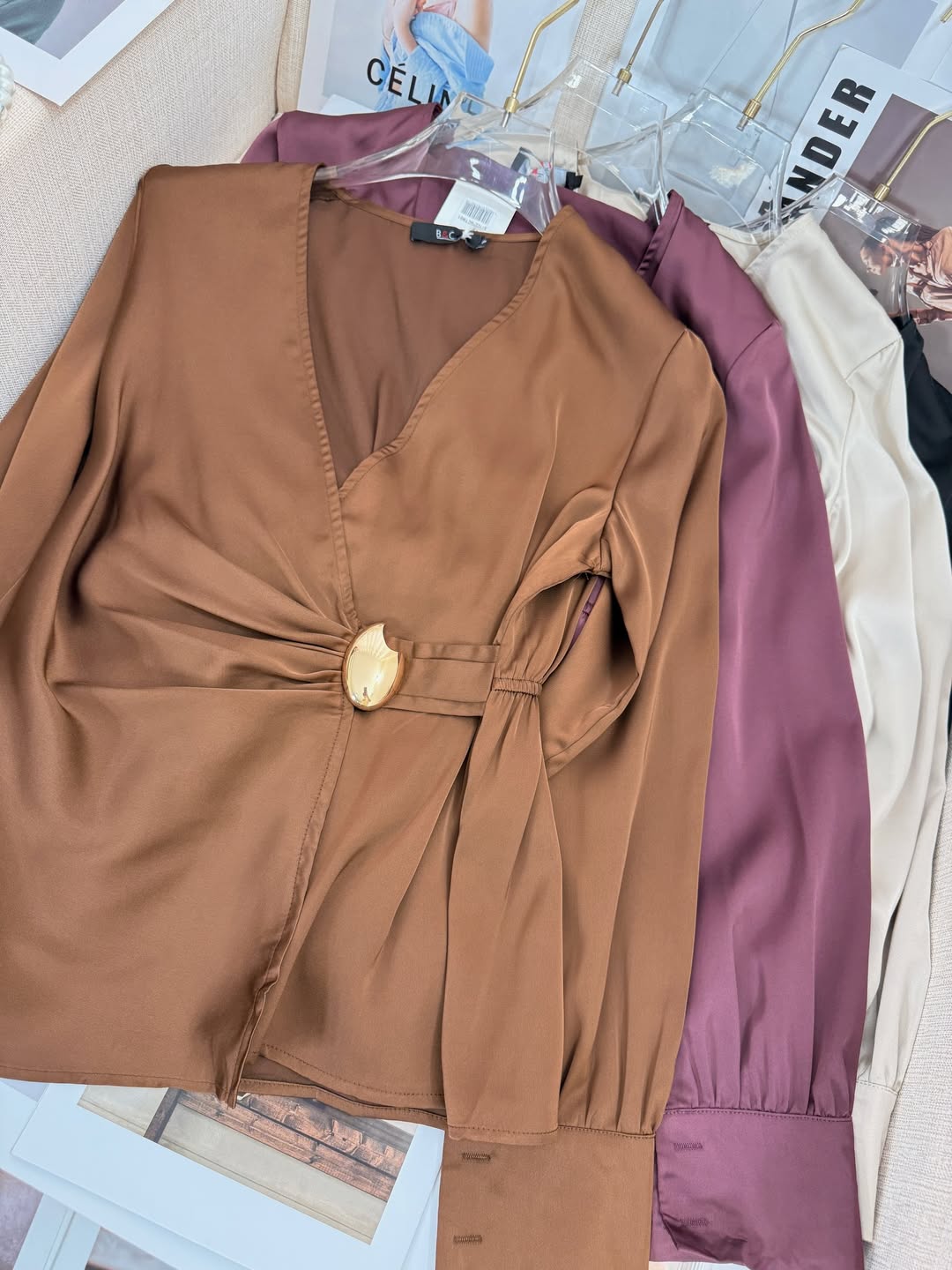 Blusa Cetim Manga Longa