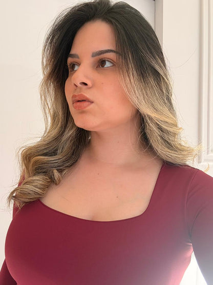 Blusa Gola Quadrada Manga Longa em Poliamida